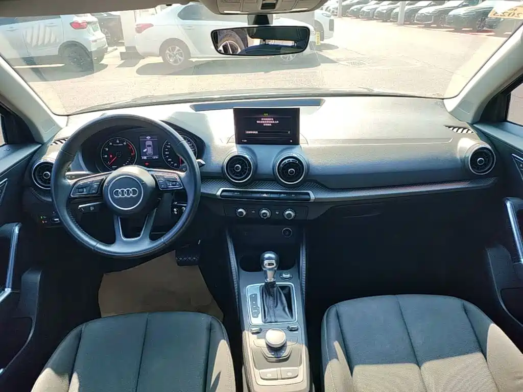 Audi Q2L — миниатюра 10
