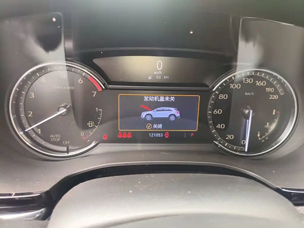 Cadillac XT5 — миниатюра 16