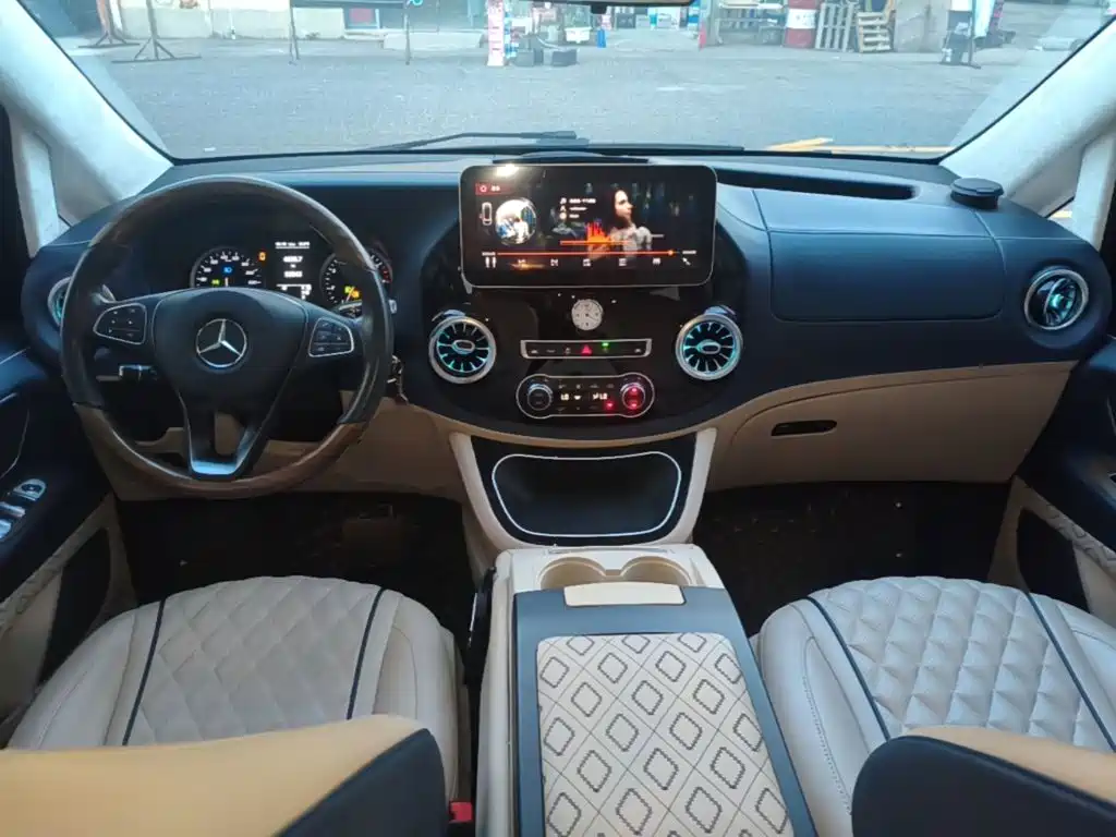 Mercedes-Benz Vito — миниатюра 10