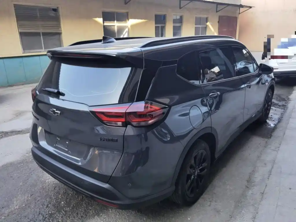 Chevrolet Volando — миниатюра 7