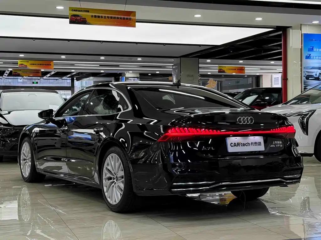 Audi A7L — миниатюра 7