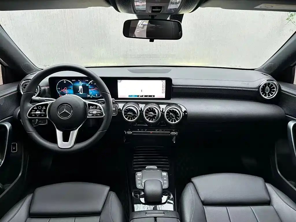 Mercedes-Benz A-Class — миниатюра 3