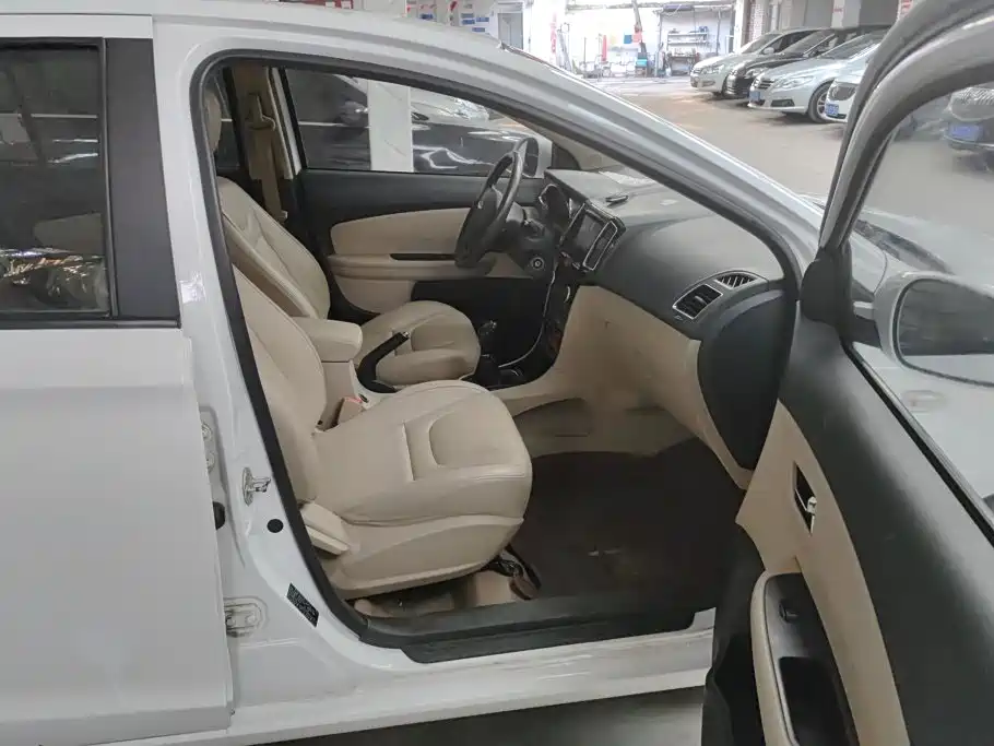 Chery E3 — миниатюра 8