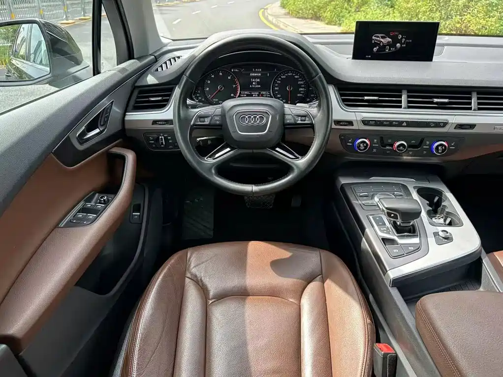 Audi Q7 — миниатюра 7