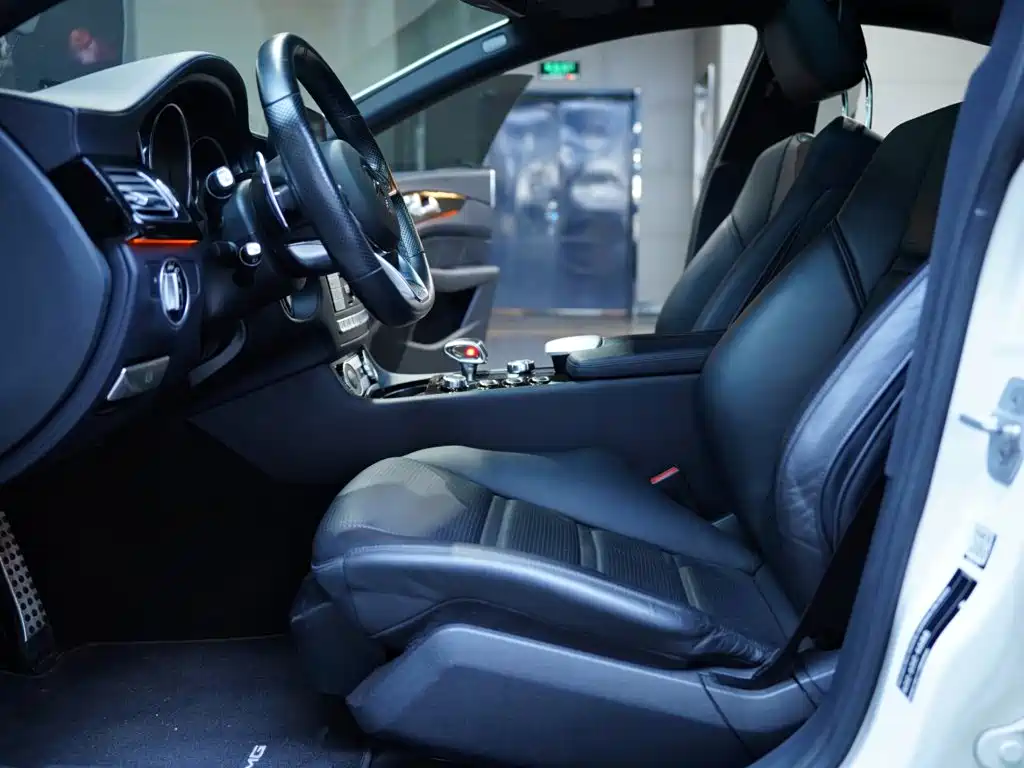 Mercedes-Benz CLS AMG — миниатюра 15