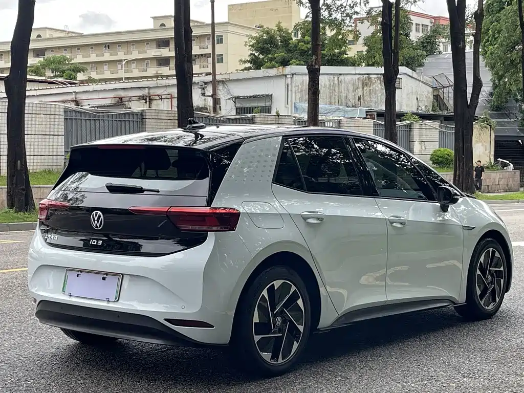 Volkswagen ID.3 — миниатюра 13