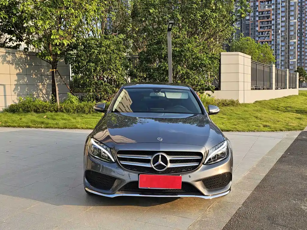 Mercedes-Benz C-Class — миниатюра 2