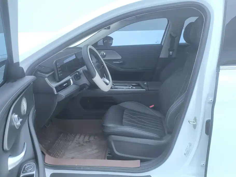 Chery Arrizo 8 — миниатюра 9