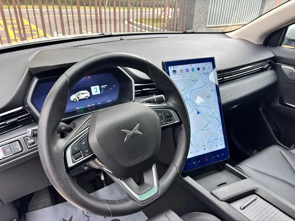 XPeng G3 — миниатюра 10