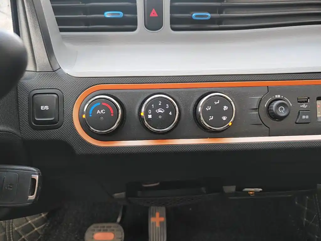 Wuling MINIEV — миниатюра 14