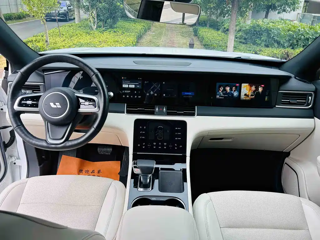 Li Auto Li ONE — миниатюра 10
