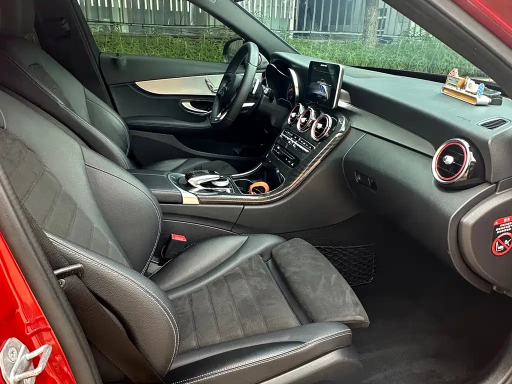 Mercedes-Benz C-Class — миниатюра 7