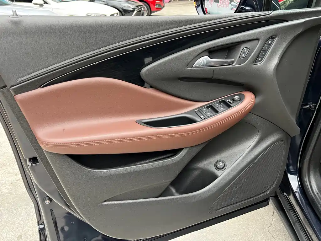 Buick Envision Plus — миниатюра 7