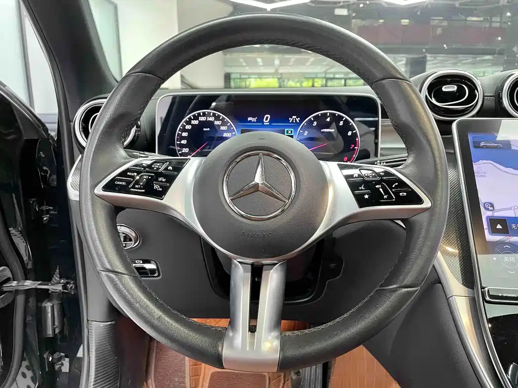 Mercedes-Benz GLC — миниатюра 16