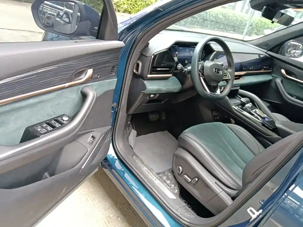 Geely Xingyue L — миниатюра 16