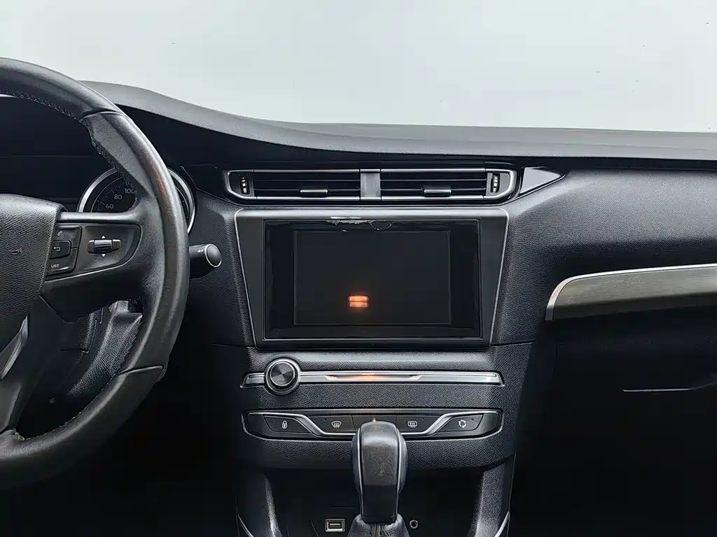 Peugeot 408 — миниатюра 12