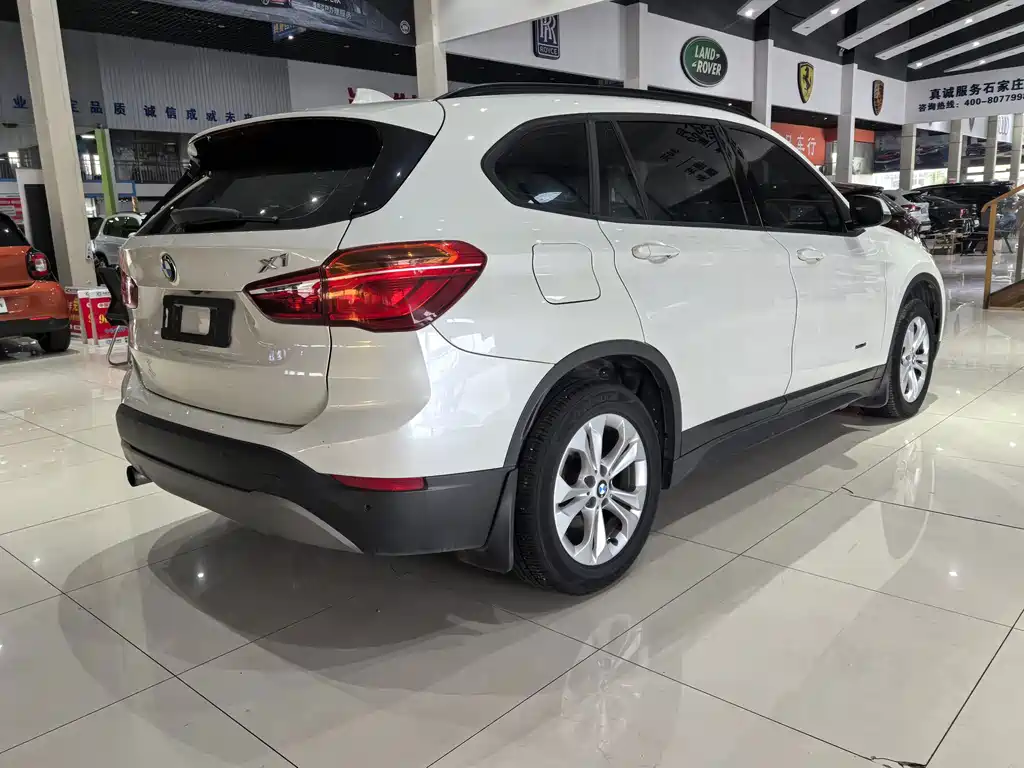 BMW X1 — миниатюра 5