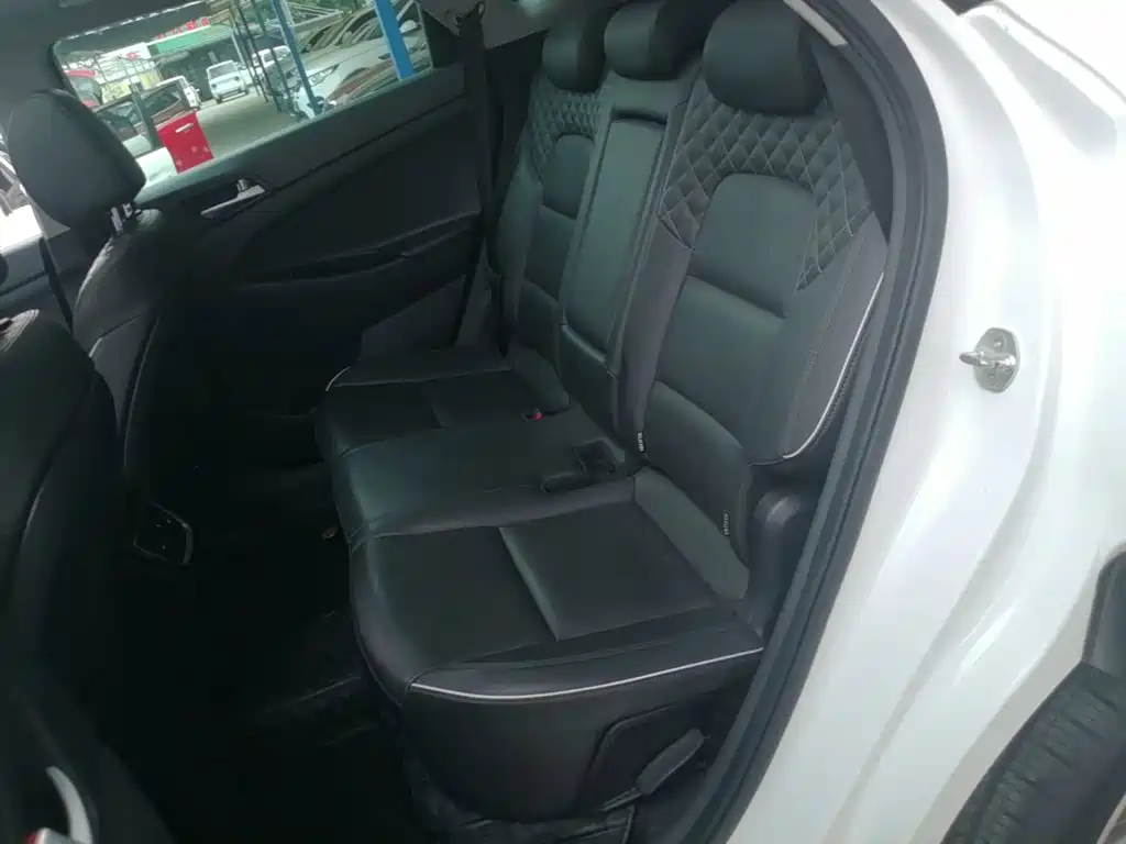 Hyundai Tucson — миниатюра 17