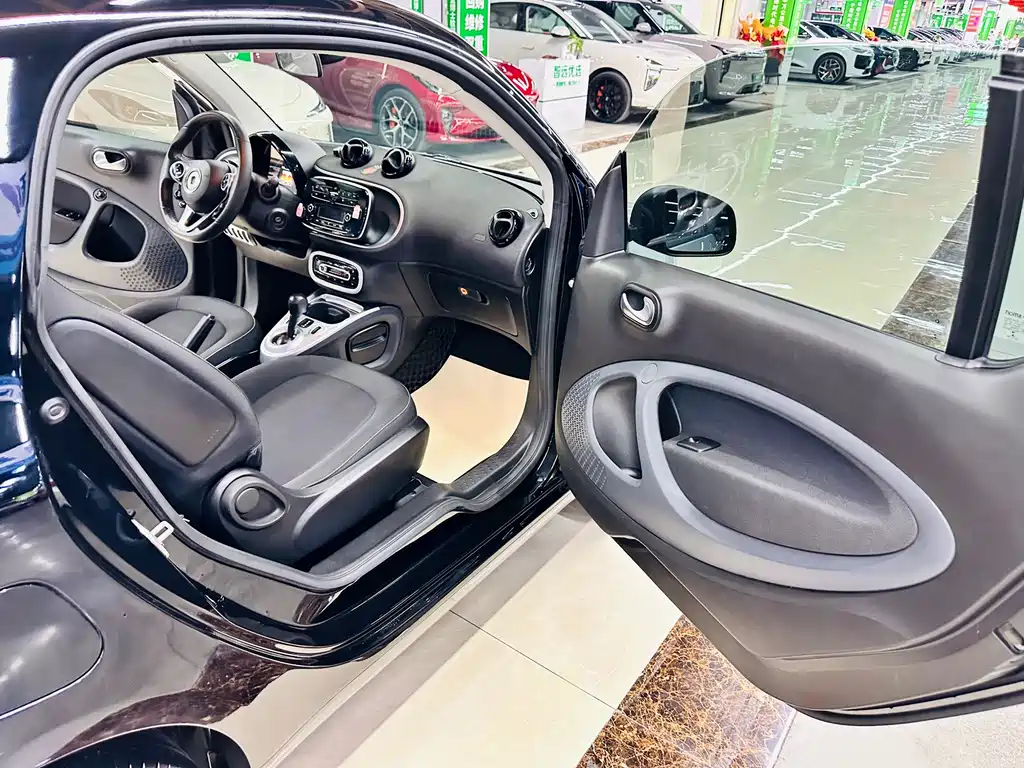 smart Smart Fortwo — миниатюра 22
