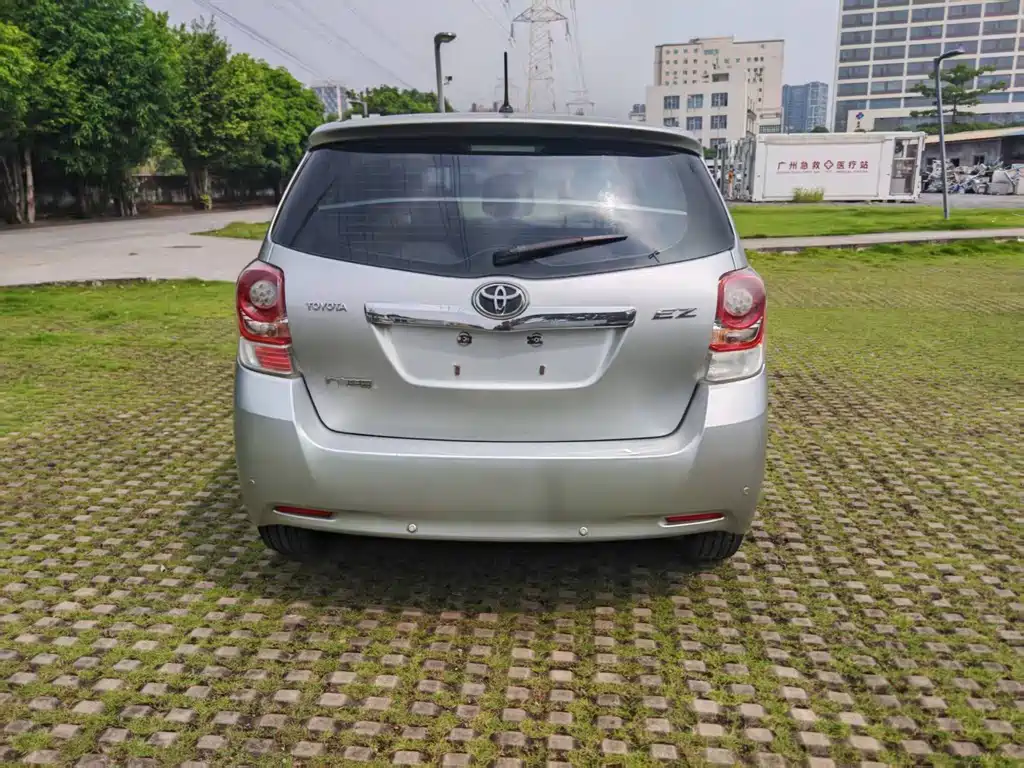 Toyota Verso — миниатюра 12