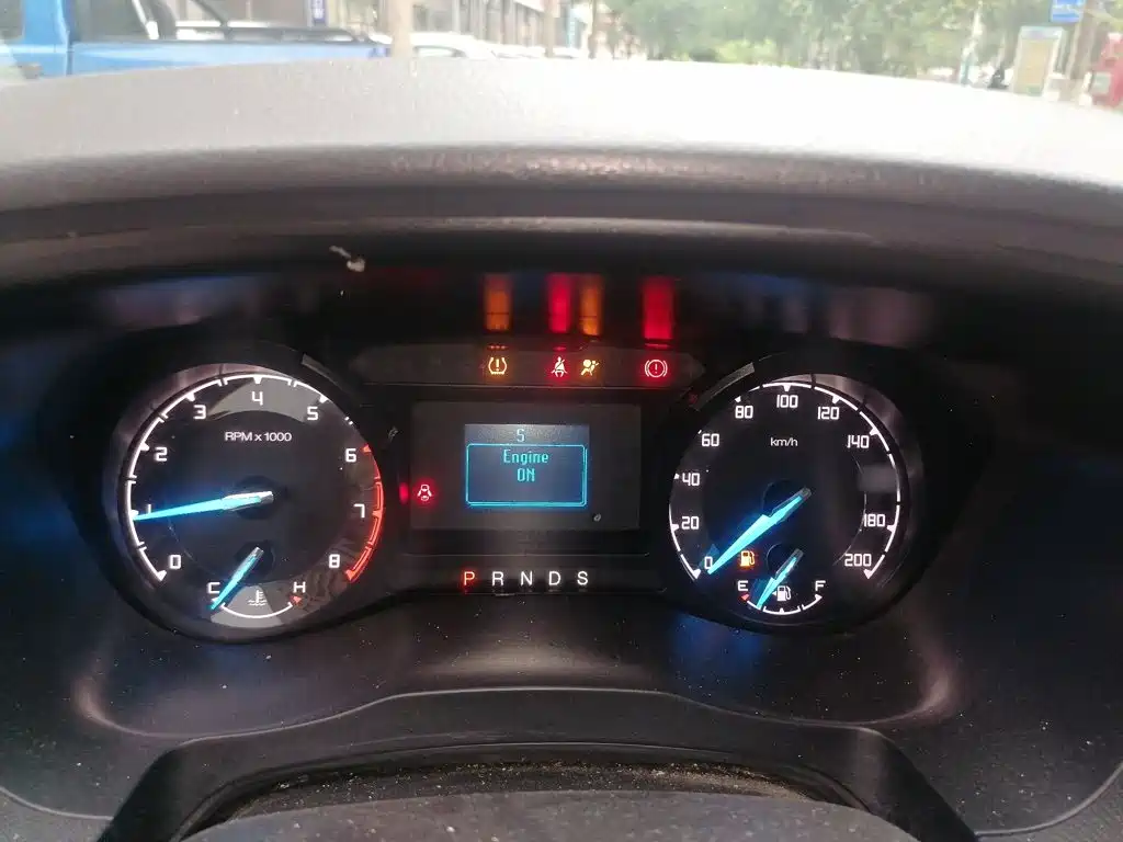 Ford Everest — миниатюра 4