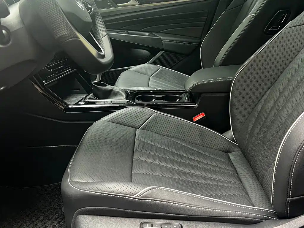 Volkswagen Passat — миниатюра 3