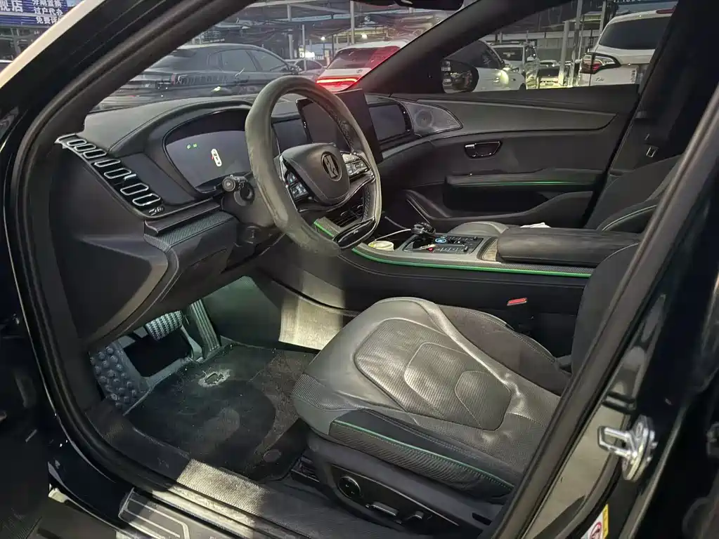 BYD Han — миниатюра 6