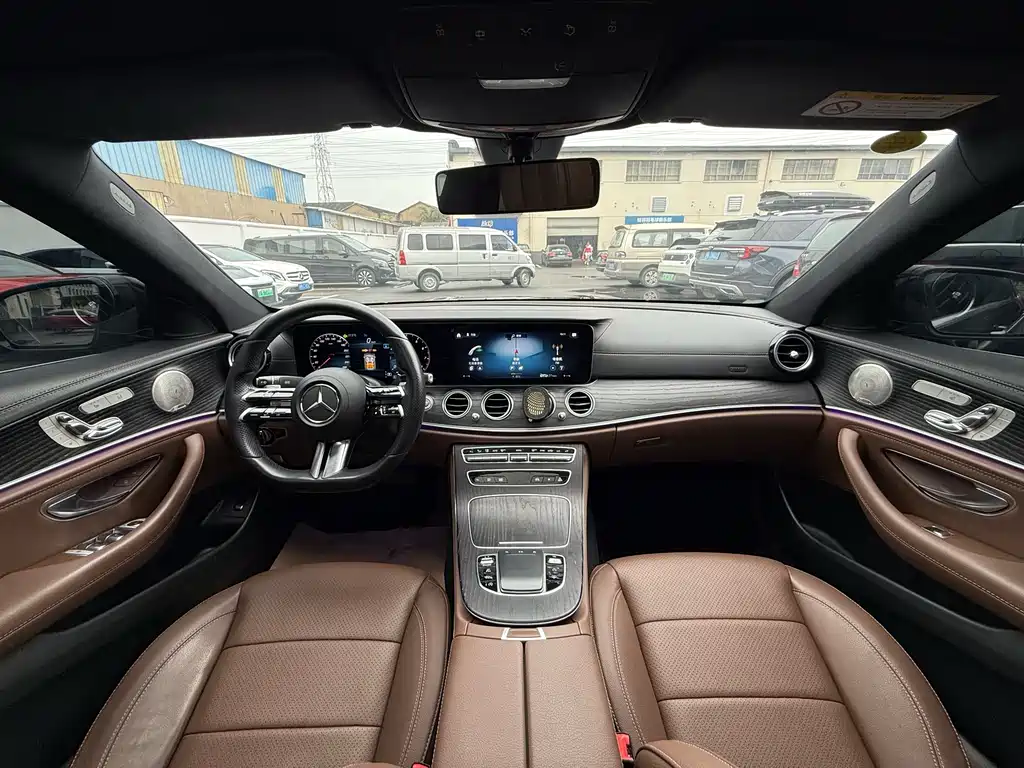 Mercedes-Benz E-Class E 2022 E 300 L Sport Luxury
