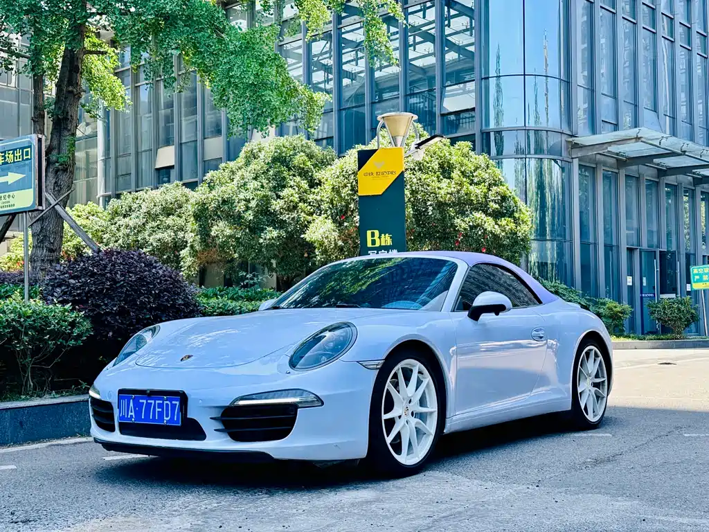 Porsche 911 2012 Carrera S 3.8L