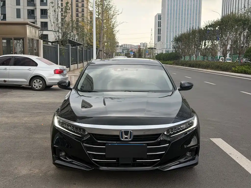 Honda Accord — миниатюра 2