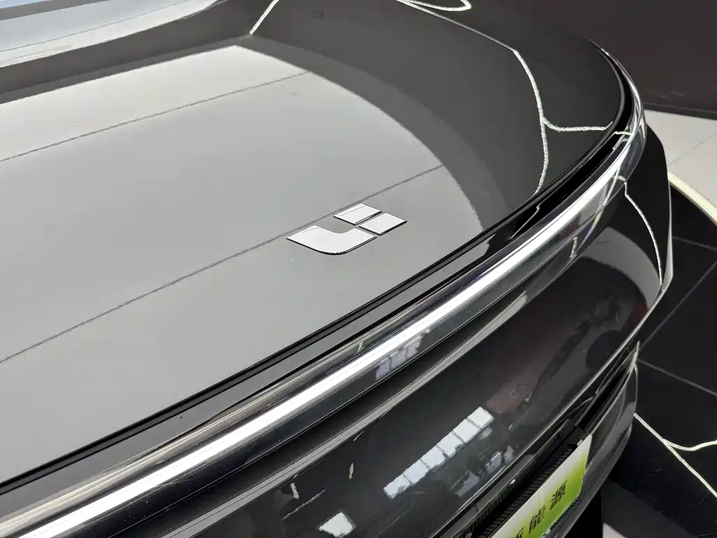 Li Auto Li L8 — миниатюра 3