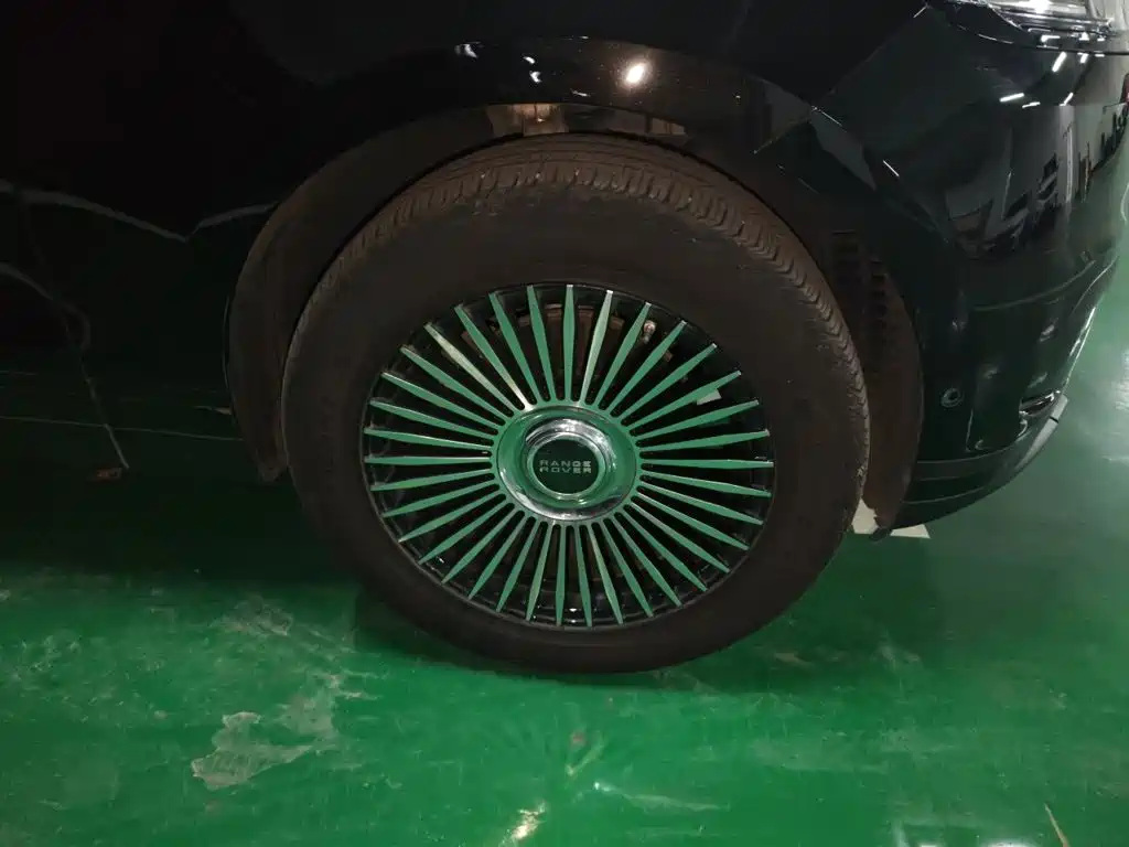 Land Rover Velar — миниатюра 24