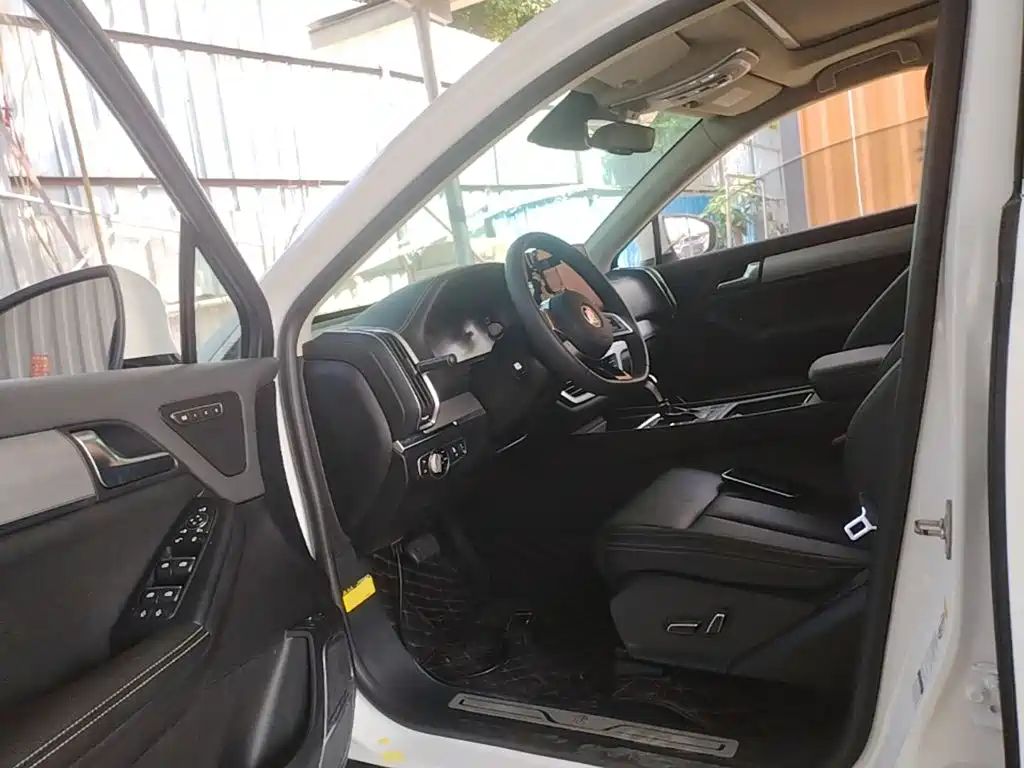 BYD Tang — миниатюра 15