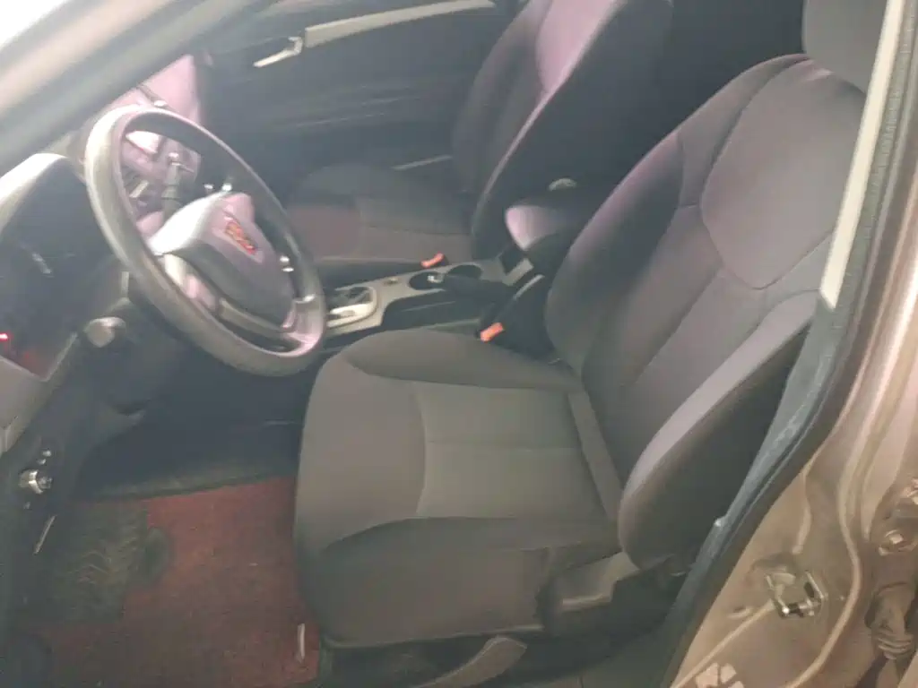 Roewe 350 — миниатюра 15