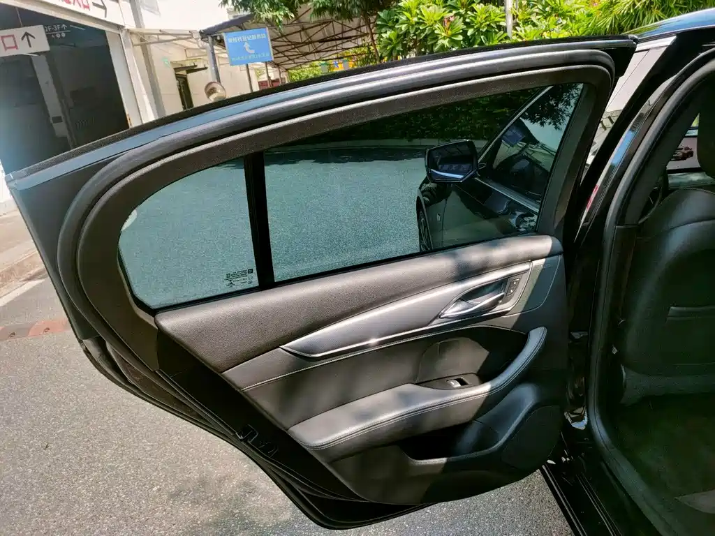 Cadillac CT5 — миниатюра 21