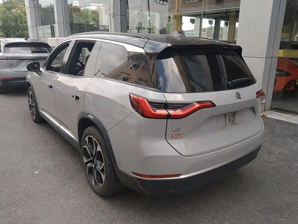 NIO ES8 — миниатюра 5