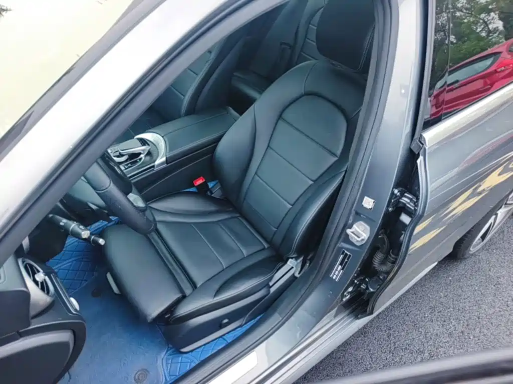 Mercedes-Benz C-Class (Import) — миниатюра 15