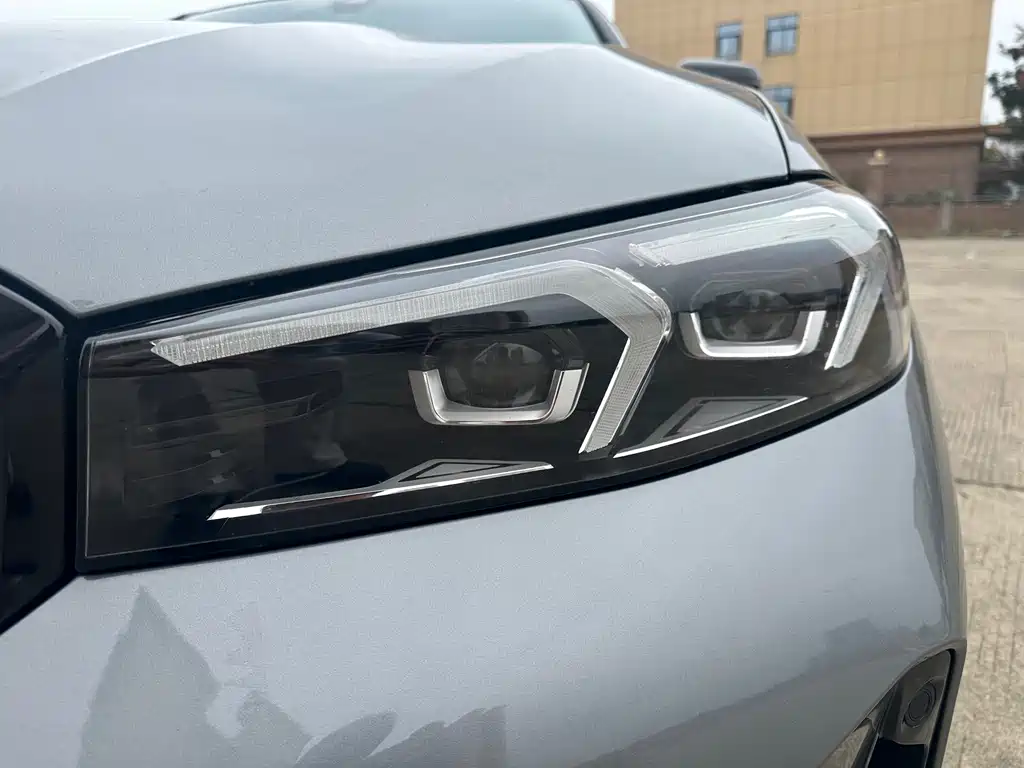 BMW 3 Series — миниатюра 7
