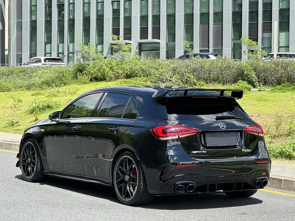 MERCEDES-BENZ A CLASS AMG