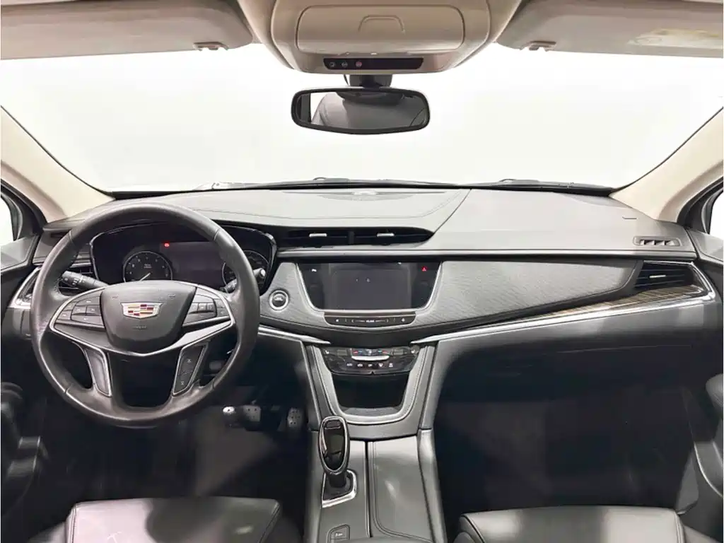 Cadillac XT5 — миниатюра 7