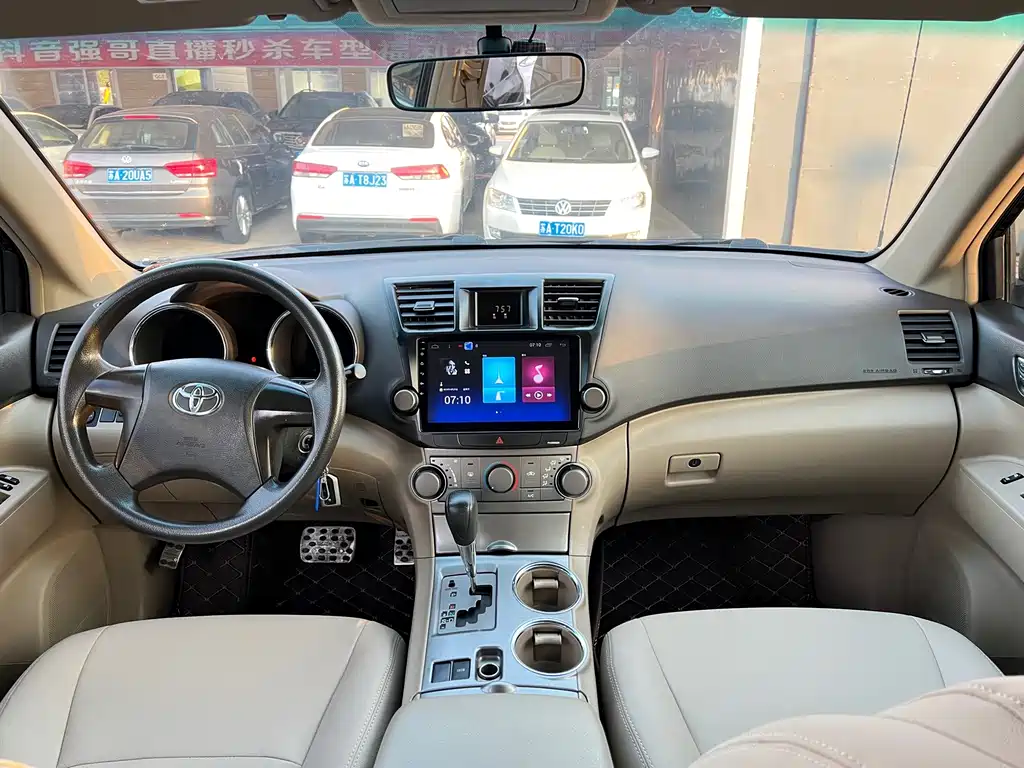 Toyota Highlander — миниатюра 14