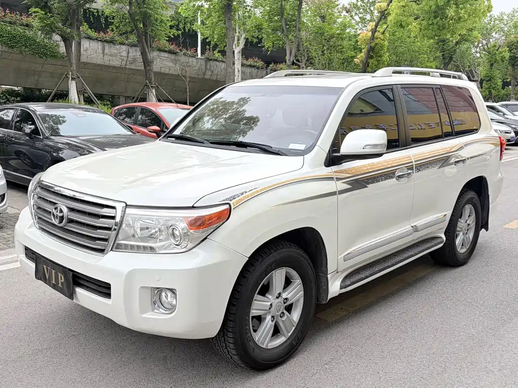 Toyota Land Cruiser 2016