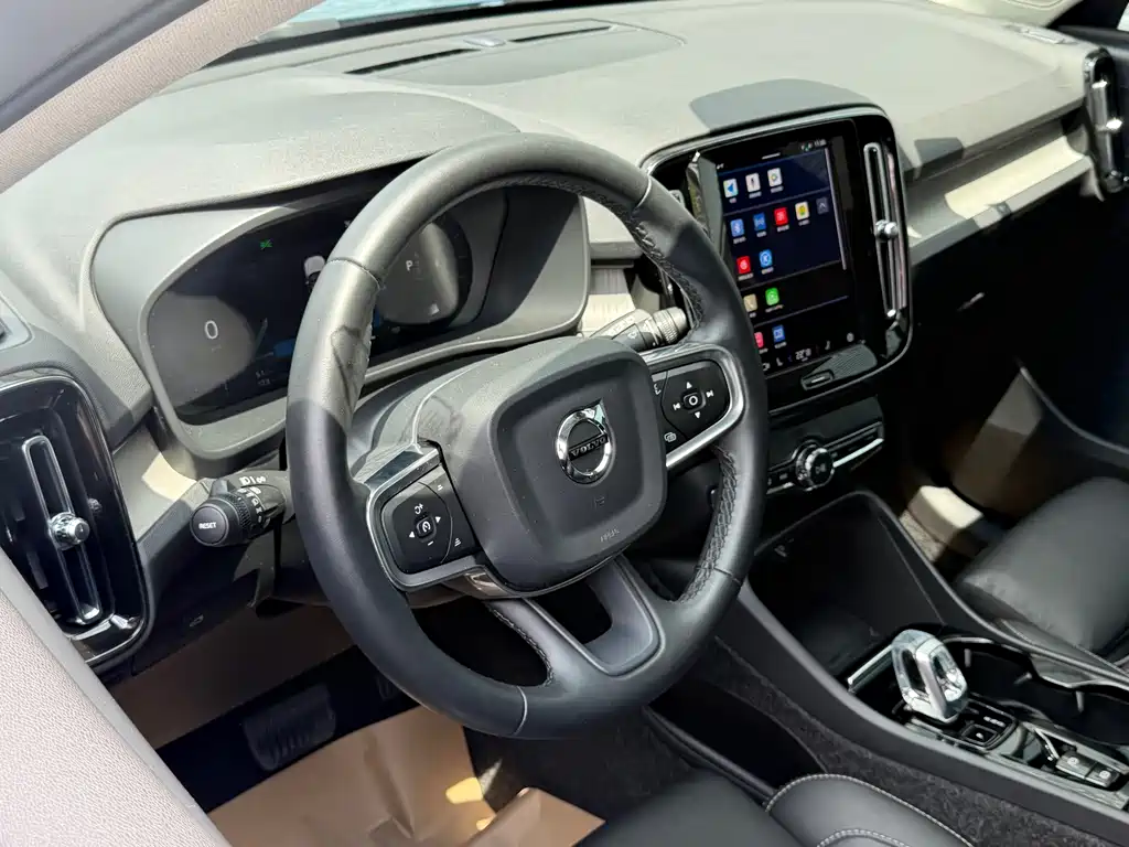 Volvo XC40 — миниатюра 27