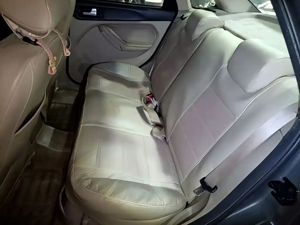 Ford Focus — миниатюра 17