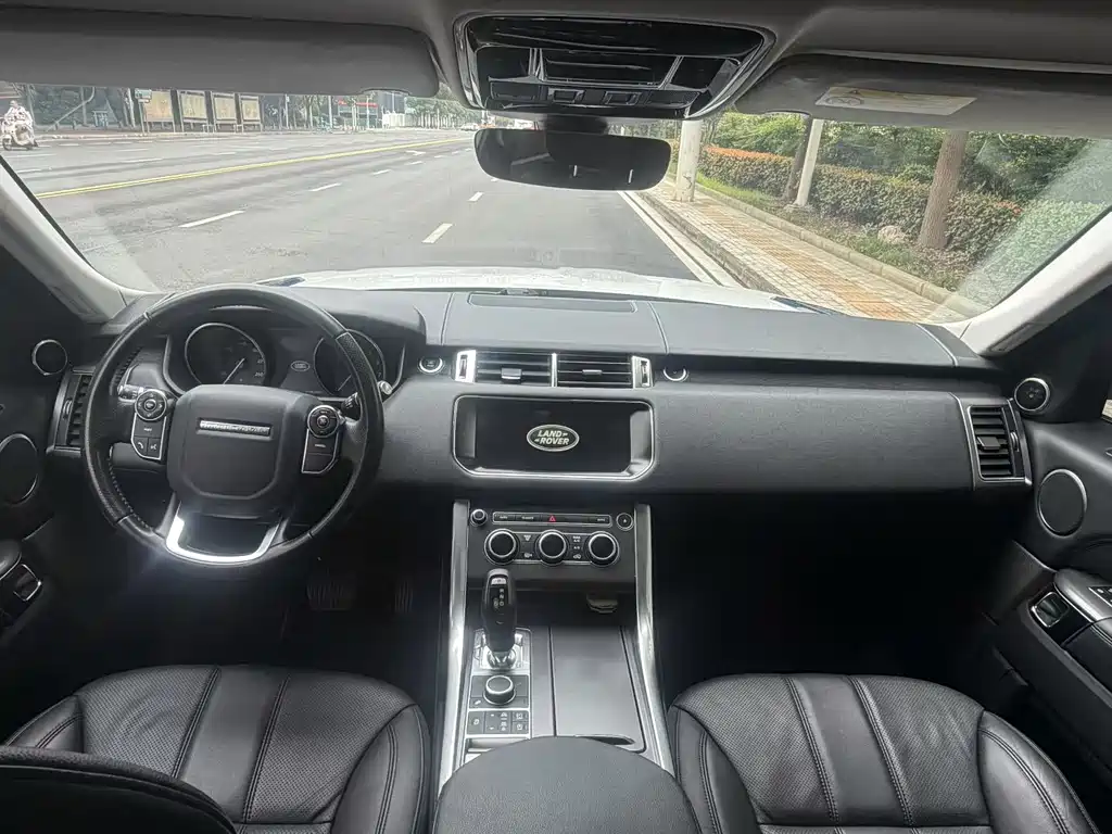 Land Rover Range Rover Sport 2017 3.0 SC V6 SE
