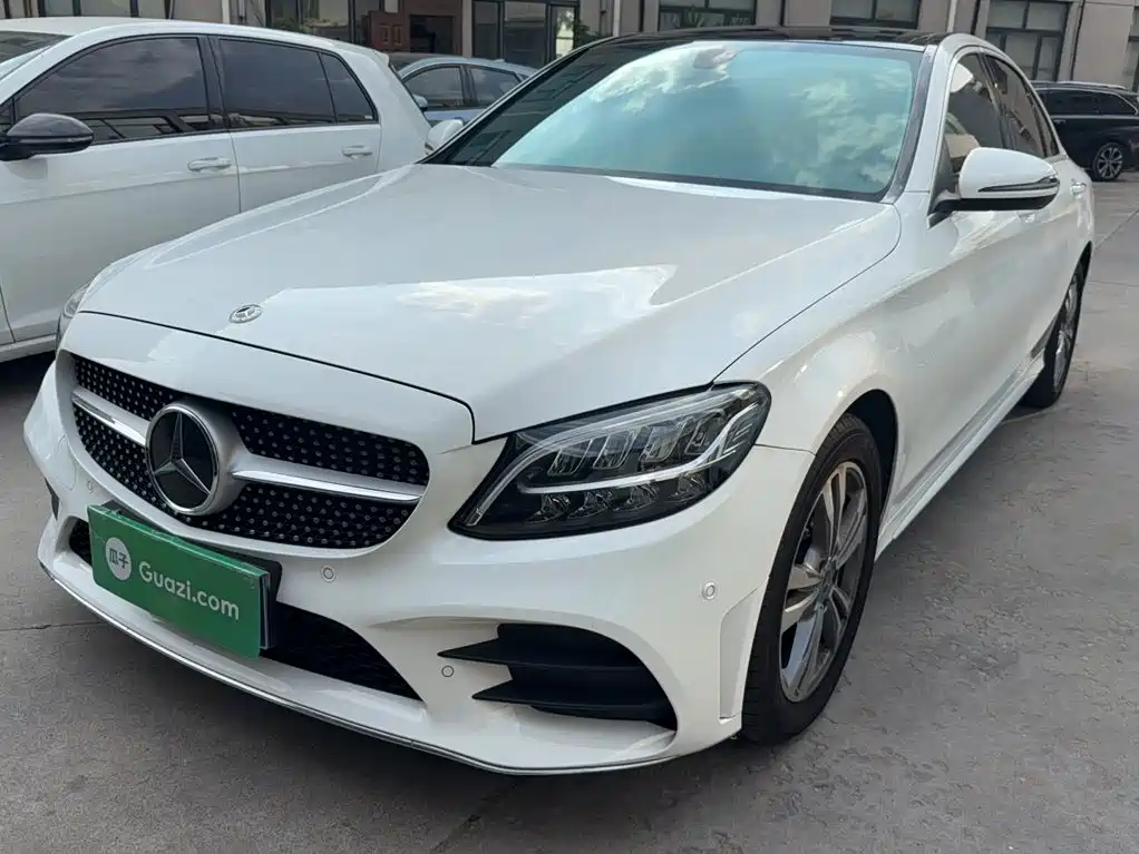 Mercedes-Benz C-Class — миниатюра 2