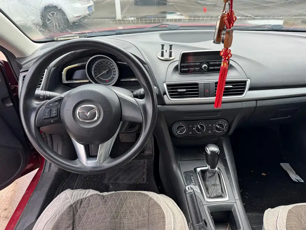 Mazda 3 Axela — миниатюра 5