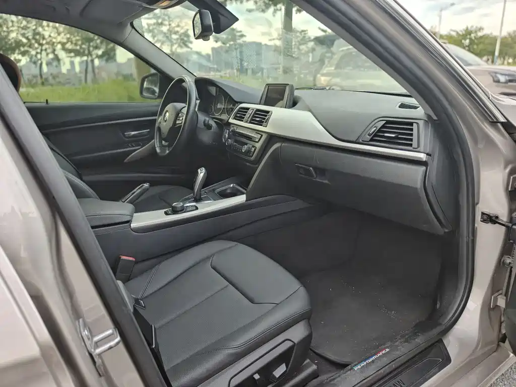 BMW 3 Series 3 2014 320Li Fashion