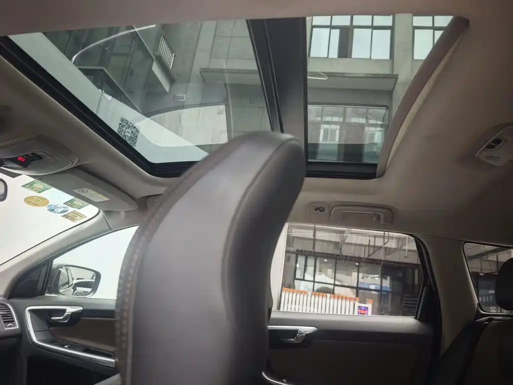 Volvo XC60 — миниатюра 19