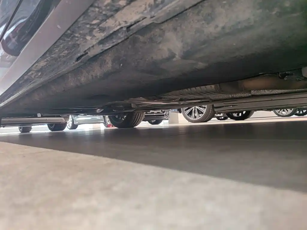Audi A6L — миниатюра 21
